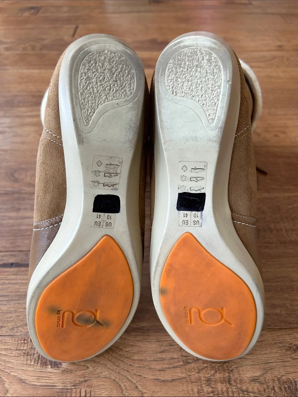 You By Crocs Lambswool Tall Winter Boots Tan Light Brown Suede Leather Size 10